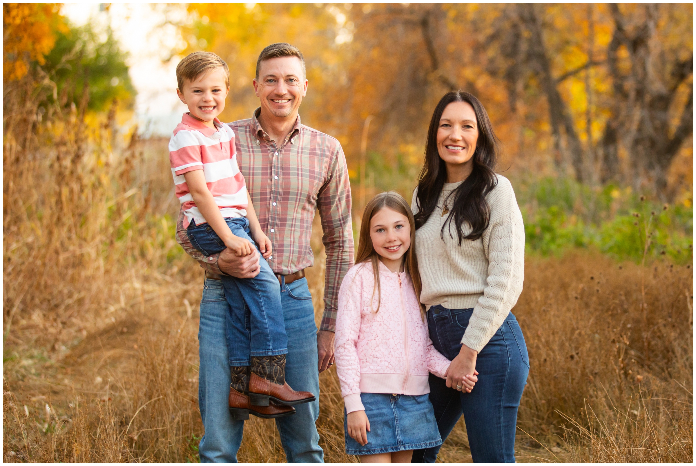 Fall mini sessions at Highland Lake by Mead Colorado family photographer Plum Pretty Photography